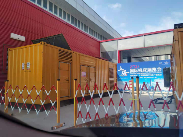 龙城发电车出租-发电机无电压或电压太低怎么办？